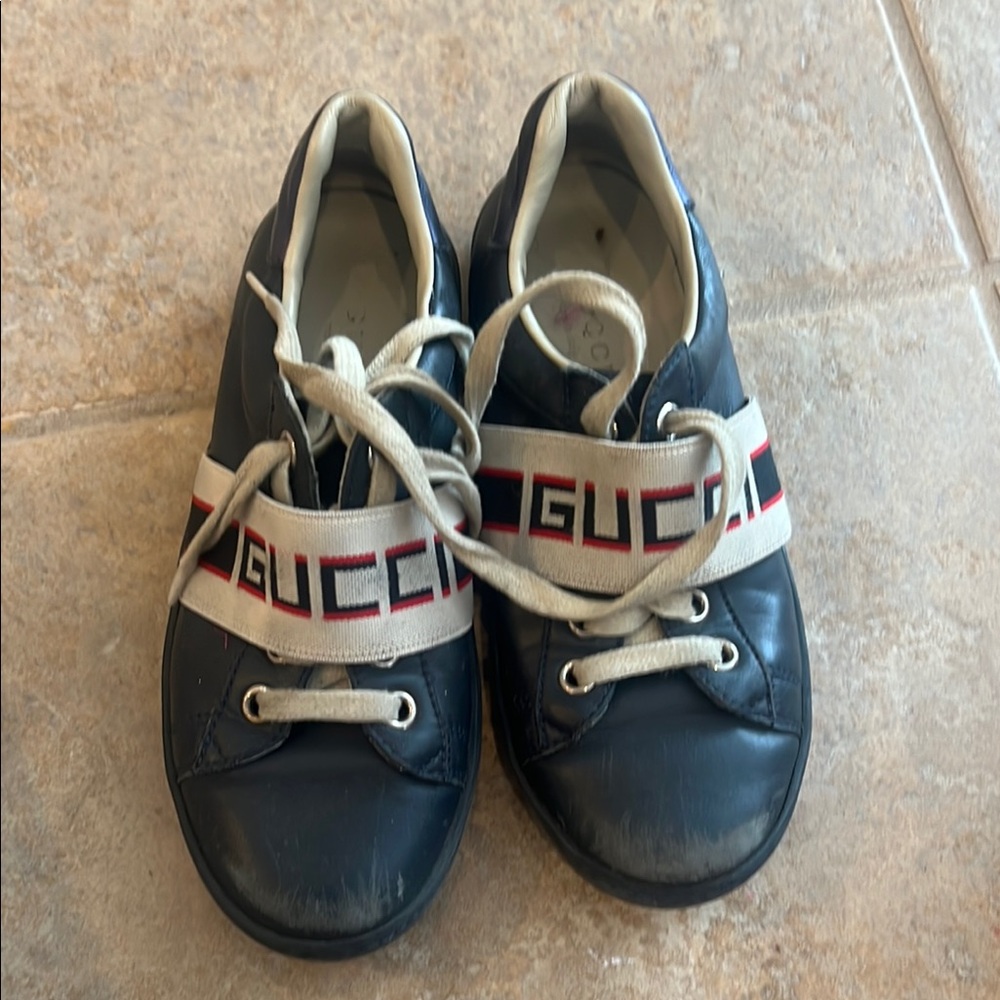 Gucci Blue and White Sneakers Casual Low-Top Design